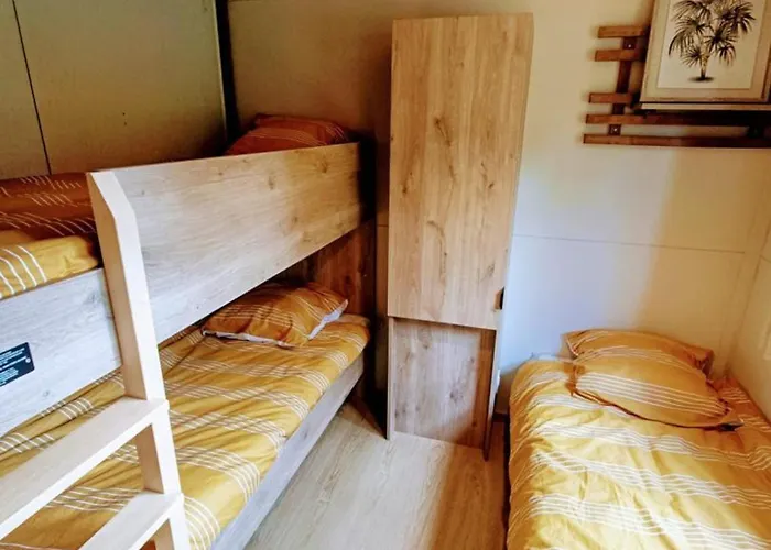 Сasa de vacaciones Bucolique Avec Wifi, Animaux Admis, Parking - Fr-1-653-287 *