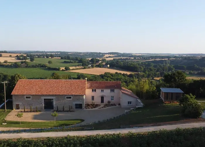 Bucolique Avec Wifi, Animaux Admis, Parking - Fr-1-653-287 Сasa de vacaciones Bioussac