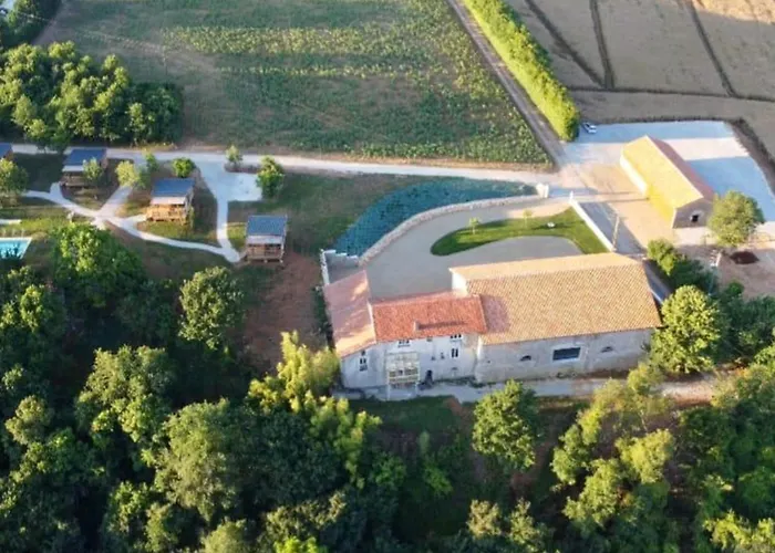 Bucolique Avec Wifi, Animaux Admis, Parking - Fr-1-653-287 Сasa de vacaciones Bioussac